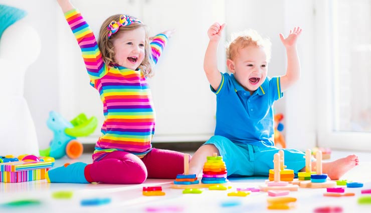 اسباب بازی، کودک، نوزاد